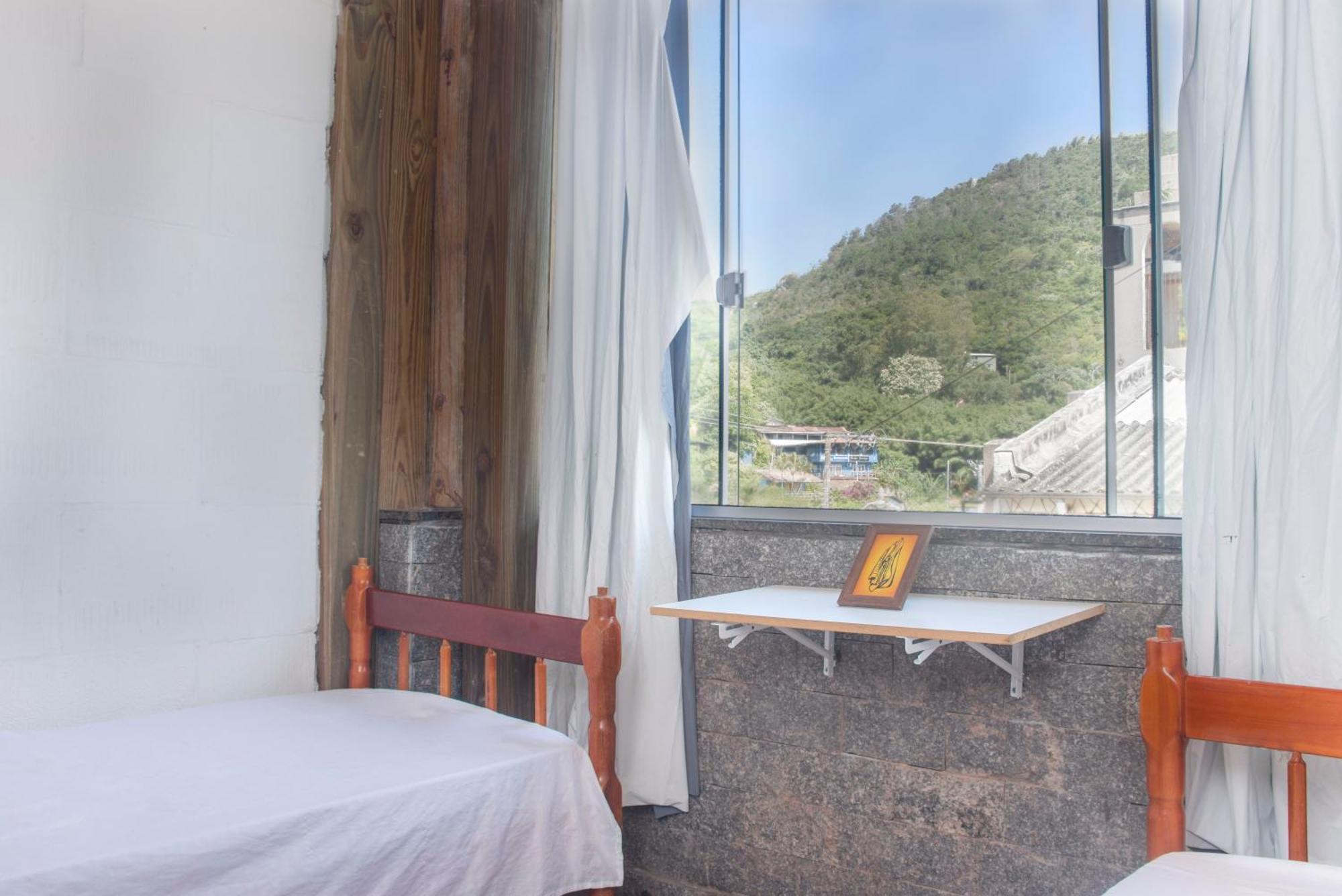 Sea Wolf Surf Hostel Florianópolis Eksteriør bilde